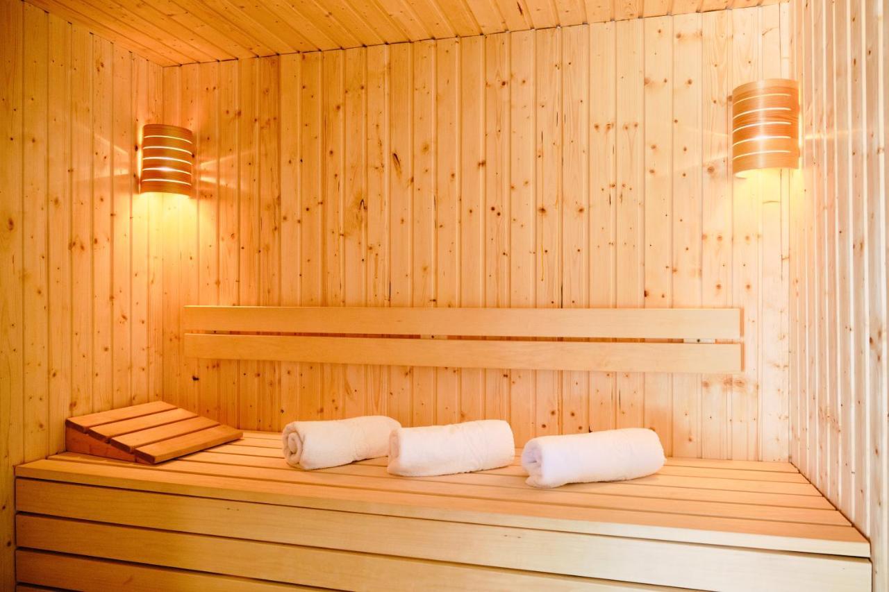 The Kilbirnie Hotel Ньюкі Екстер'єр фото