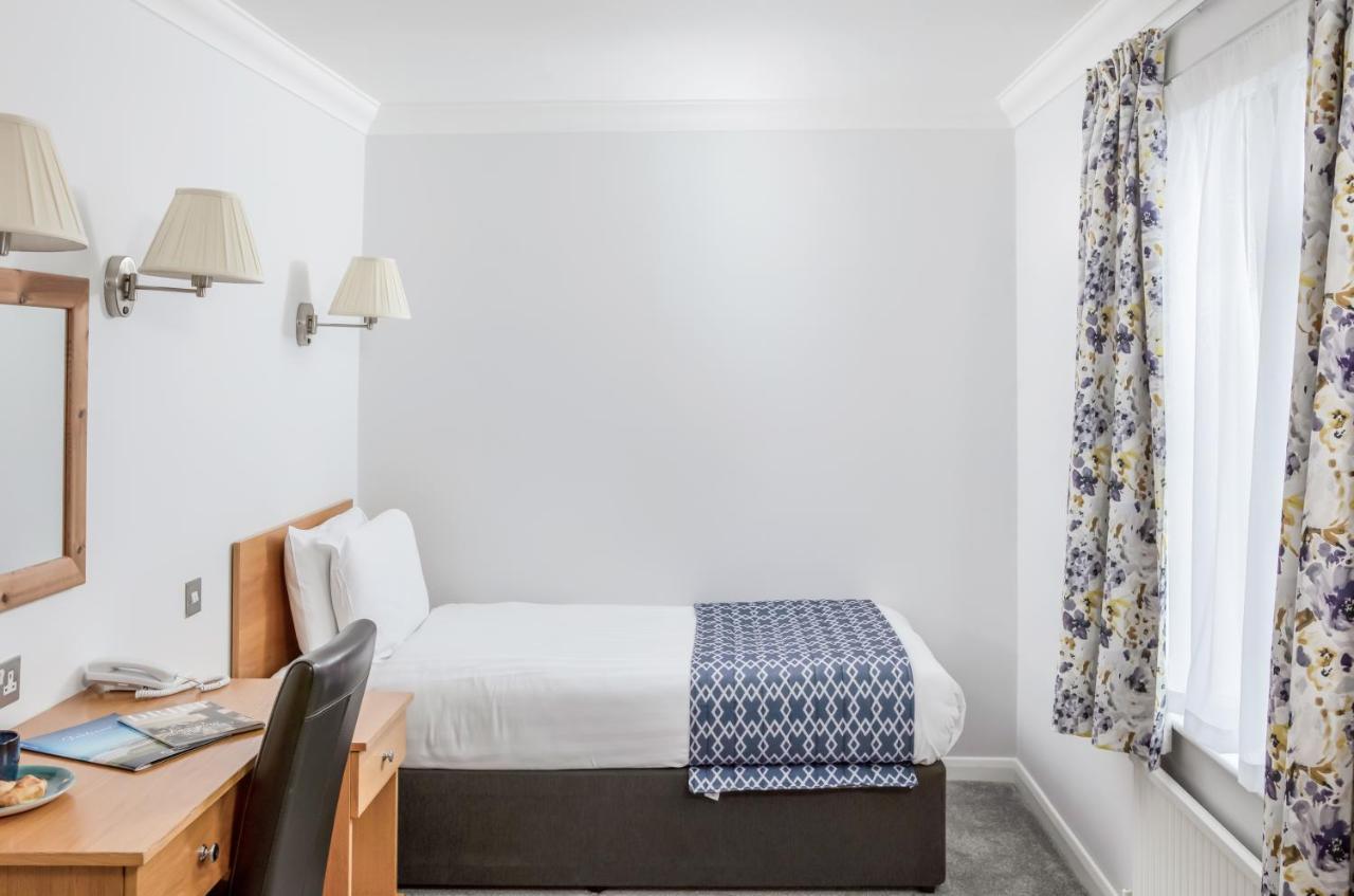 The Kilbirnie Hotel Ньюкі Екстер'єр фото