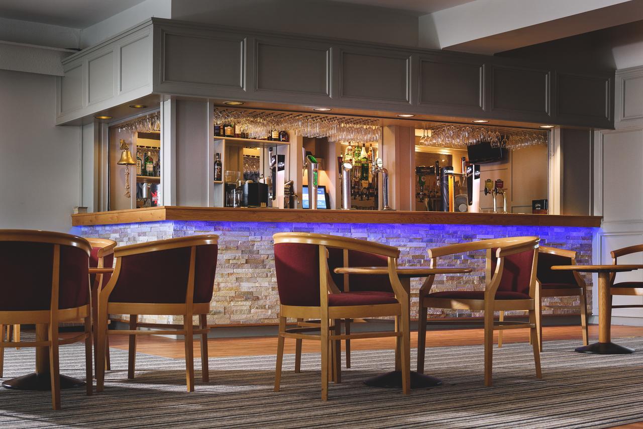 The Kilbirnie Hotel Ньюкі Екстер'єр фото